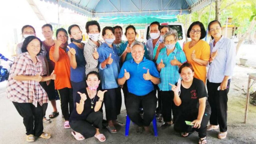 ภาพความประทับใจและรอยยิ้มของชาวชุมชนบางพรหมร่วมใจที่เข้าร่วมโครงการ อบรมการขายสินค้าออนไลน์ เพื่อต่อยอดสินค้าเกษตร